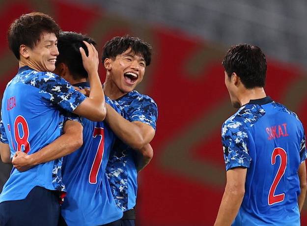 Đội h&igrave;nh ra s&acirc;n ch&iacute;nh thức Oman vs Nhật Bản, 23h ng&agrave;y 16/11 (cập nhật)