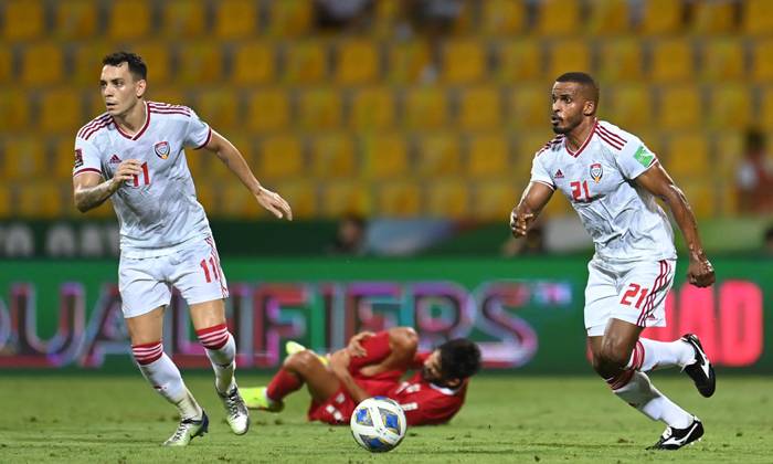 Soi k&egrave;o phạt g&oacute;c Lebanon vs UAE, 19h ng&agrave;y 16/11