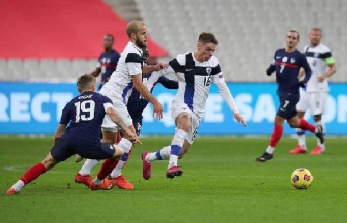 Soi k&egrave;o phạt g&oacute;c Phần Lan vs Ph&aacute;p, 2h45 ng&agrave;y 17/11