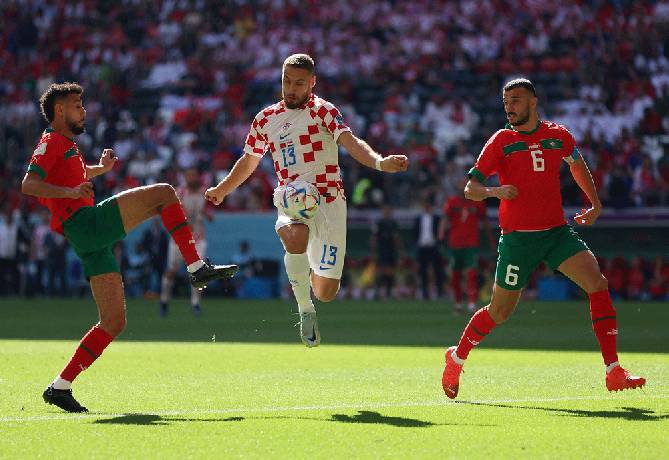 Dự đo&aacute;n, soi k&egrave;o thẻ v&agrave;ng Croatia vs Morocco, 22h ng&agrave;y 17/12