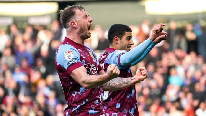 Soi k&egrave;o b&oacute;ng đ&aacute; Anh h&ocirc;m nay 17/12: Burnley vs Middlesbrough