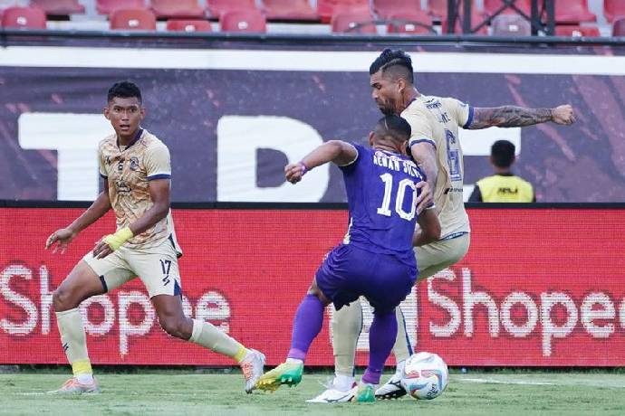 Nhận định, soi k&egrave;o Persik Kediri vs Arema FC, 15h30 ng&agrave;y 16/12: Niềm vui xa nh&agrave;