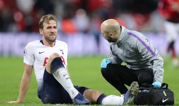 Tottenham ch&iacute;nh thức l&acirc;m nguy v&igrave; Harry Kane