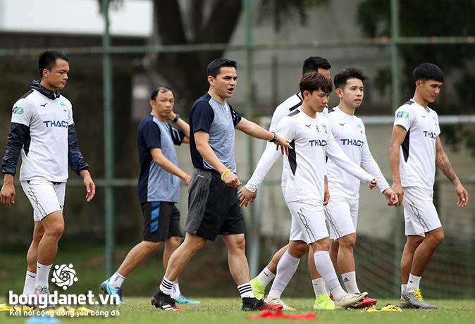 S&agrave;i G&ograve;n vs HAGL: Kiatisak v&agrave; học tr&ograve; t&aacute;i hiện 'độ hot' của ĐT Việt Nam