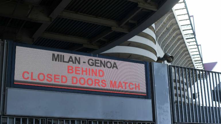 Serie A tạm ho&atilde;n th&ecirc;m một th&aacute;ng nữa