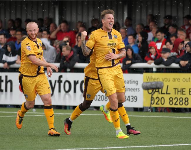 Nhận định b&oacute;ng đ&aacute; Sutton United vs AFC Fylde, 2h45 ng&agrave;y 18/3