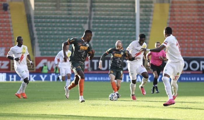 Soi k&egrave;o xi&ecirc;n h&ocirc;m nay 17/4: Yeni Malatyaspor vs Alanyaspor