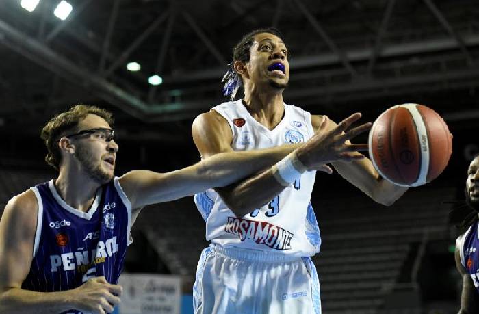 Nhận định b&oacute;ng rổ Obera TC vs Penarol, 07h30 ng&agrave;y 17/4: Chọn chủ nh&agrave; v&agrave; t&agrave;i