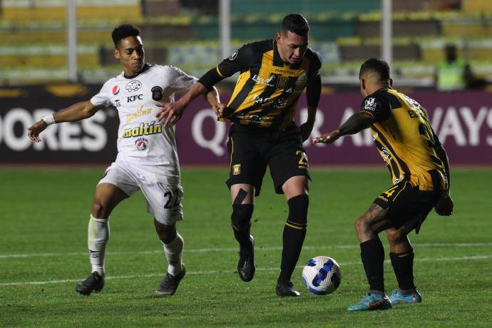 Nhận định, soi k&egrave;o Caracas vs The Strongest, 5h15 ng&agrave;y 18/5