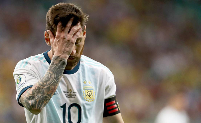 Argentina thua thuyết phục Colombia, Messi vẫn vỗ ngực tự h&agrave;o