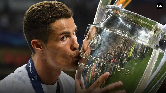 Đại gia Anh b&aacute;o tin cực vui, Ronaldo sắp trở lại Champions League?