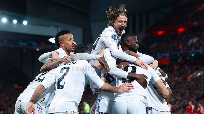 Mất suất đ&aacute; ch&iacute;nh, 'si&ecirc;u tiền vệ' n&oacute;i lời chia tay Real Madrid?