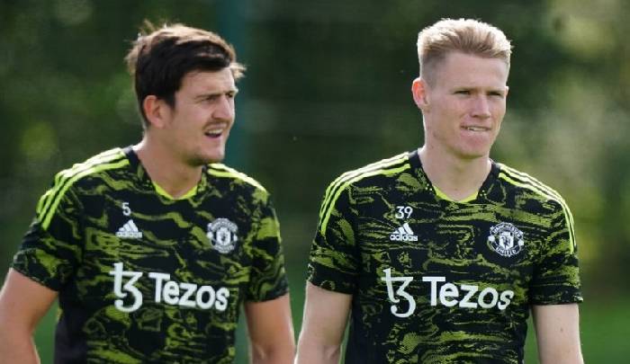 McTominay lập c&ocirc;ng, Quỷ Đỏ thắng dễ trong ng&agrave;y Maguire đ&aacute; ch&iacute;nh