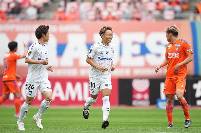 Nhận định, soi k&egrave;o Avispa Fukuoka vs Albirex Niigata, 17h30 ng&agrave;y 17/8: Đ&egrave; n&eacute;n đối thủ