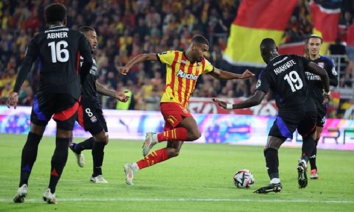 Nhận định, soi k&egrave;o Lens vs Lyon, 22h00 ng&agrave;y 16/8: Chia điểm!