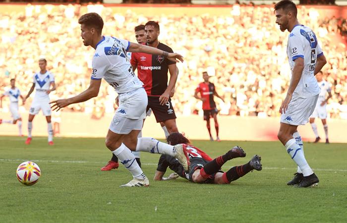 Nhận định b&oacute;ng đ&aacute; Velez Sarsfield vs Atl. Tucuman 07h10 ng&agrave;y 17/09: Run rẩy nơi đất kh&aacute;ch