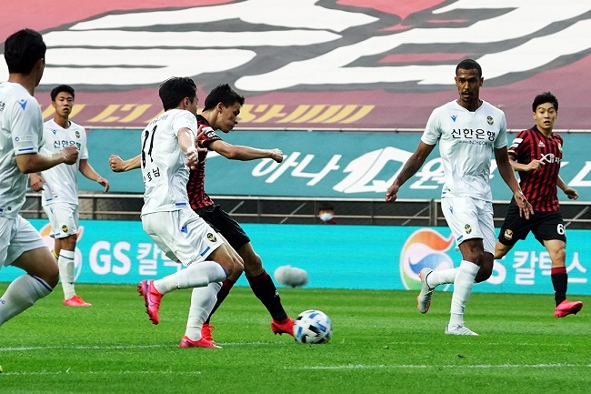 Nhận định Incheon United vs FC Seoul, 17h00 ng&agrave;y 16/9