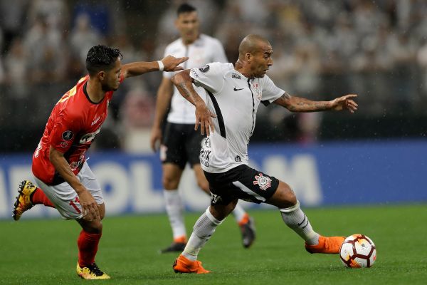 Nhận định b&oacute;ng đ&aacute; Santos vs Ceara, 05h15 ng&agrave;y 18/10: Dễ d&agrave;ng đ&egrave; bẹp