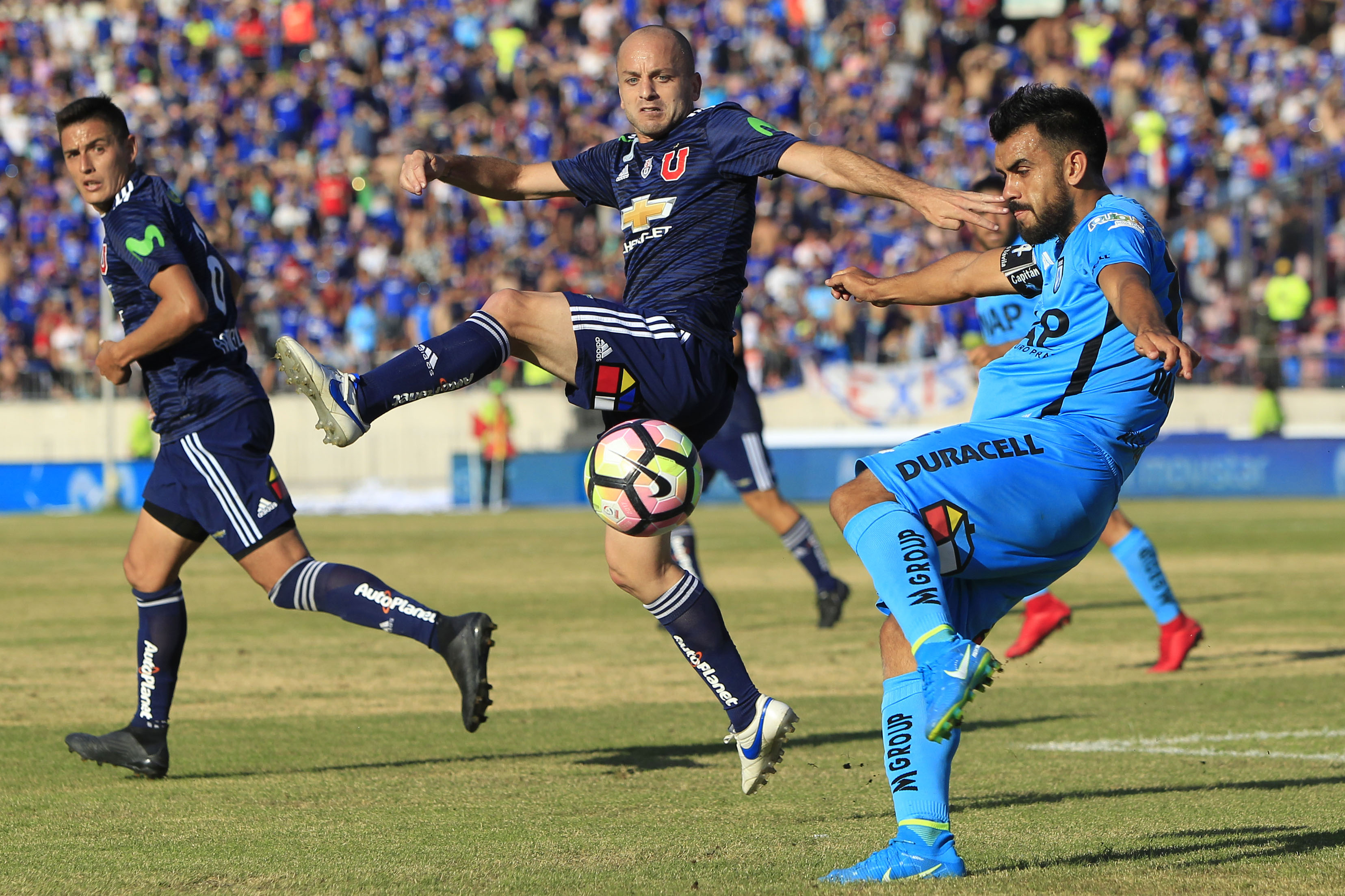 Ph&acirc;n t&iacute;ch tỷ lệ Univ de Chile vs Deportes Iquique, 4h30 ng&agrave;y 18/10