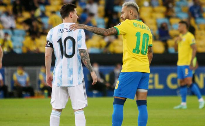 Đội h&igrave;nh kết hợp Argentina vs Brazil: Messi đ&aacute; cặp c&ugrave;ng Neymar
