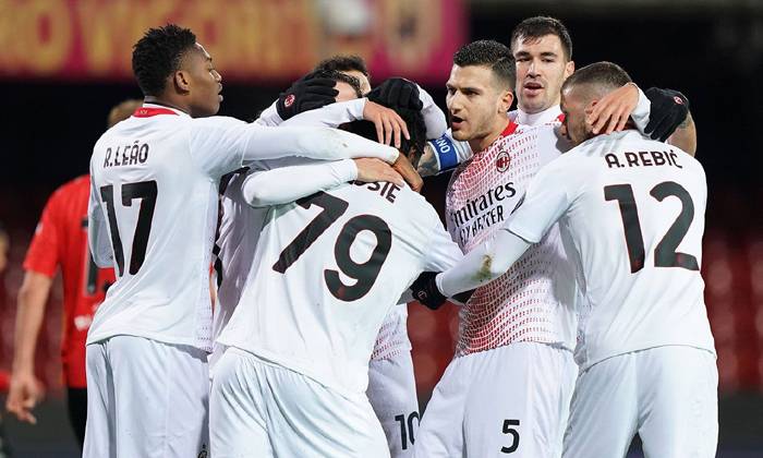 Cagliari vs AC Milan (2h45 19/1): Trứng chọi Đ&aacute;