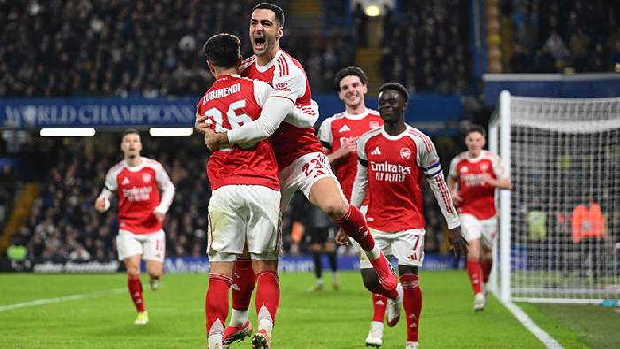 Si&ecirc;u m&aacute;y t&iacute;nh dự đo&aacute;n Nottingham vs Arsenal, 0h30 ng&agrave;y 18/1