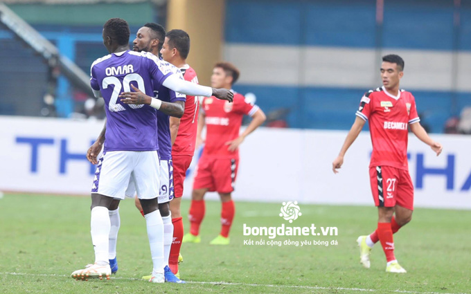 H&agrave; Nội FC được đối thủ 'tung l&ecirc;n m&acirc;y' trước thềm V-League 2019