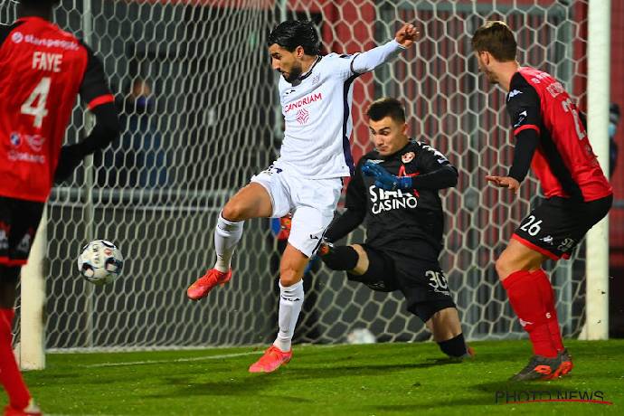 K&egrave;o xi&ecirc;n thơm nhất h&ocirc;m nay 18/2: KAA Gent vs Seraing