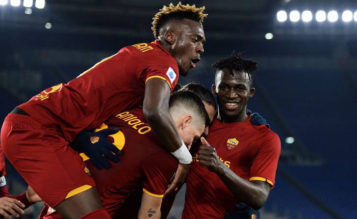 Soi k&egrave;o phạt g&oacute;c AS Roma vs Verona, 0h ng&agrave;y 20/2