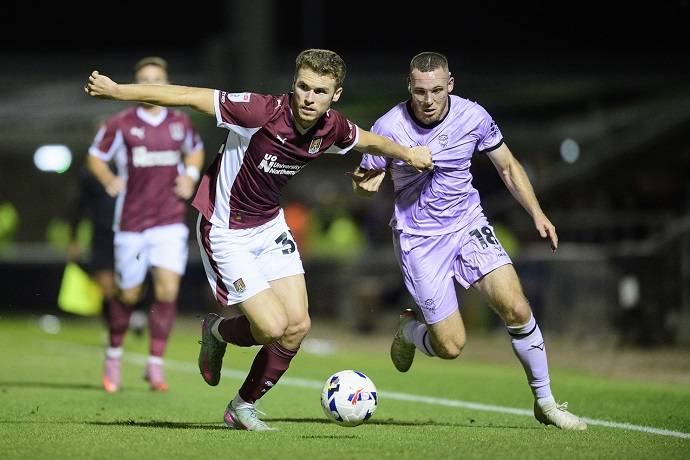 Nhận định, soi k&egrave;o Lincoln City vs Northampton, 2h45 ng&agrave;y 18/2: B&aacute;m đuổi ng&ocirc;i đầu