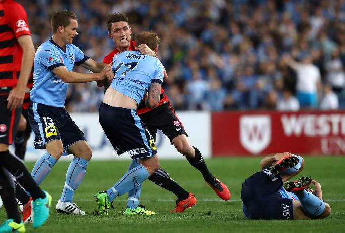 Soi k&egrave;o phạt g&oacute;c Sydney vs WS Wanderers, 15h45 ng&agrave;y 18/3