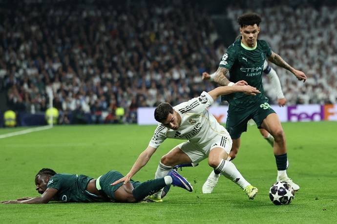 Si&ecirc;u m&aacute;y t&iacute;nh dự đo&aacute;n Man City vs Real Madrid, 3h00 ng&agrave;y 18/3