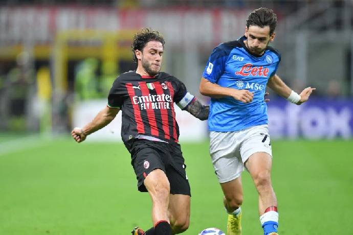 Soi k&egrave;o t&agrave;i xỉu b&agrave;n thắng Napoli vs Milan, 02h00 ng&agrave;y 19/4