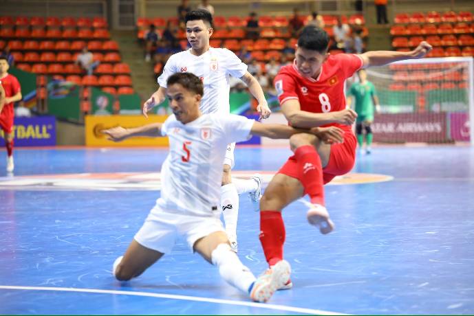 H&agrave;ng c&ocirc;ng v&ocirc; duy&ecirc;n, Futsal Việt Nam chia điểm đ&aacute;ng tiếc trước Myanmar