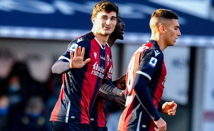 Soi k&egrave;o phạt g&oacute;c Hellas Verona vs Bologna, 1h45 ng&agrave;y 18/5