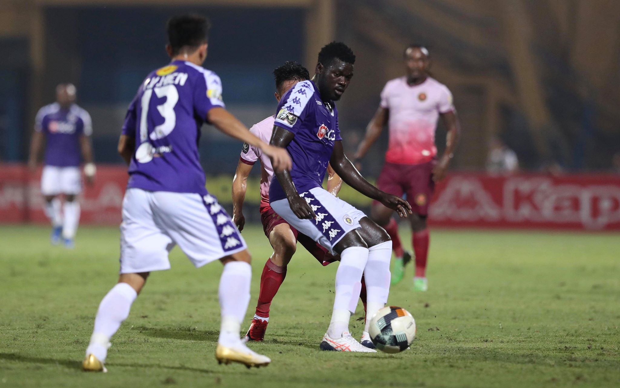 Ph&acirc;n t&iacute;ch tỷ lệ Ceres Negros vs H&agrave; Nội FC, 18h30 ng&agrave;y 18/6