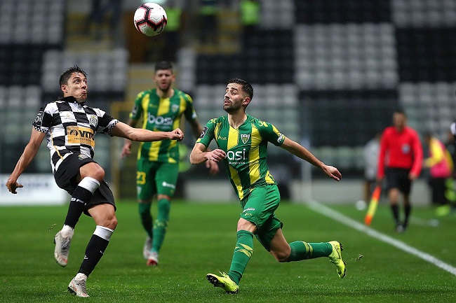 Nhận định Sporting Lisbon vs Tondela, 3h15 ng&agrave;y 19/6