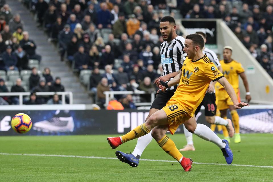 Ph&acirc;n t&iacute;ch tỷ lệ Newcastle vs Wolves, 17h ng&agrave;y 17/7