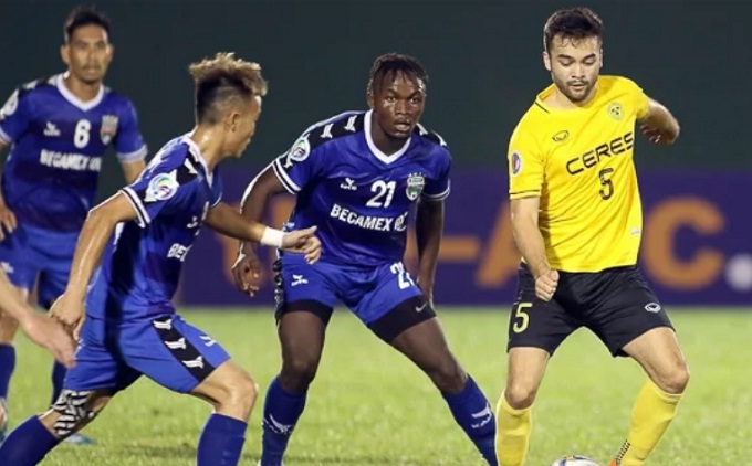 VFF bất ngờ nhận &aacute;n phạt 'từ tr&ecirc;n trời rơi xuống'