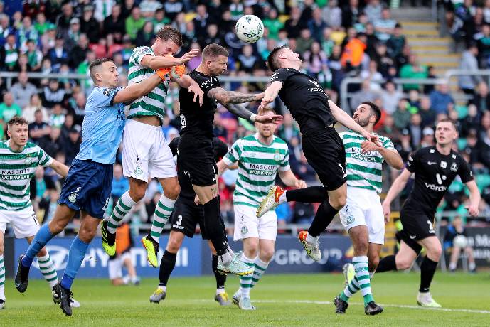Soi k&egrave;o phạt g&oacute;c Breidablik vs Shamrock Rovers, 2h15 ng&agrave;y 19/7