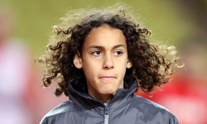 Tin chuyển nhượng ng&agrave;y 17/8: MU trao &aacute;o số 7 cho 'thần đồng' 16 tuổi