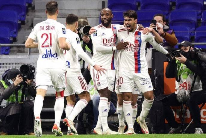 Soi k&egrave;o phạt g&oacute;c Lyon vs Troyes, 2h ng&agrave;y 20/8