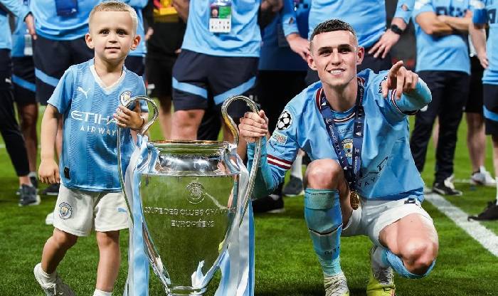 Foden c&aacute;n mốc 'si&ecirc;u dị', Ronaldo v&agrave; Messi cũng phải ch&agrave;o thua