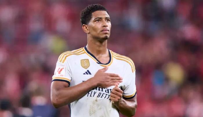 Hot! M.U chi&ecirc;u mộ 'si&ecirc;u tiền vệ' giỏi hơn Bellingham về 'mọi mặt'