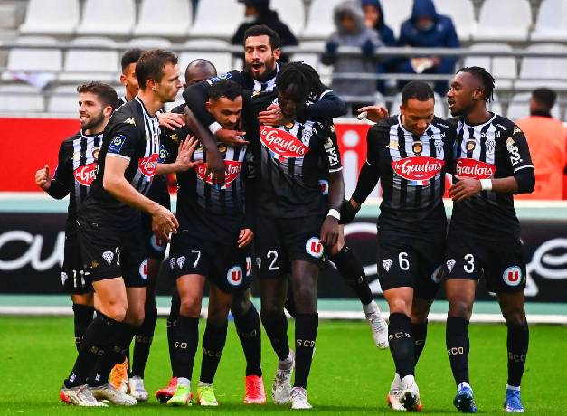 Nhận định, soi k&egrave;o Angers vs Paris FC, 22h15 ng&agrave;y 17/8: Kh&oacute; ph&acirc;n thắng bại