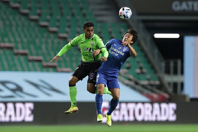 Soi k&egrave;o phạt g&oacute;c Jeonbuk Motors vs Suwon Bluewings, 12h20 ng&agrave;y 18/9