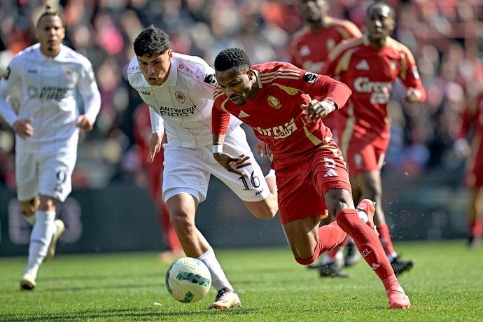 Nhận định, soi k&egrave;o Standard Liege vs Royal Antwerp, 1h45 ng&agrave;y 18/10: Kh&oacute; thắng