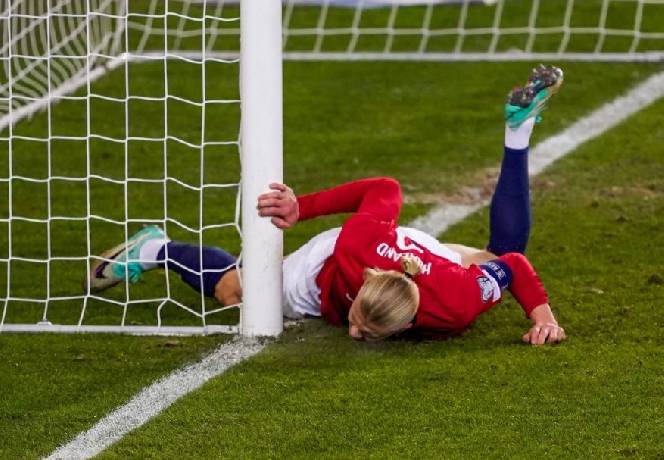 Haaland b&aacute;o tin dữ cho Man City trước trận gặp Liverpool