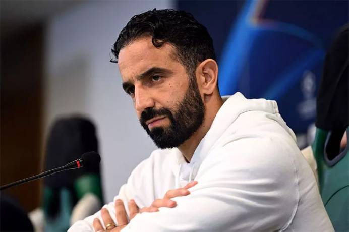 Amorim nhận hung tin đầu ti&ecirc;n tại MU