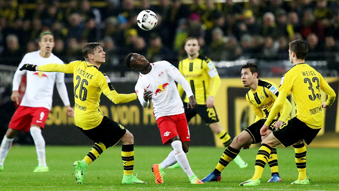 Tỷ lệ b&oacute;ng đ&aacute; h&ocirc;m nay 17/12: Borussia Dortmund vs RB Leipzig